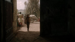 extant_GameOfThrones_1x05-TheWolfAndTheLion_2669