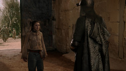 extant_GameOfThrones_1x05-TheWolfAndTheLion_2679