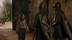 extant_GameOfThrones_1x05-TheWolfAndTheLion_2719