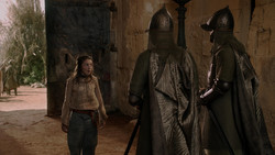extant_GameOfThrones_1x05-TheWolfAndTheLion_2720