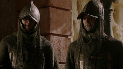 extant_GameOfThrones_1x05-TheWolfAndTheLion_2731