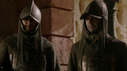 extant_GameOfThrones_1x05-TheWolfAndTheLion_2732