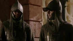 extant_GameOfThrones_1x05-TheWolfAndTheLion_2734