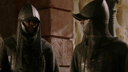 extant_GameOfThrones_1x05-TheWolfAndTheLion_2735