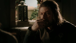 extant_GameOfThrones_1x05-TheWolfAndTheLion_2773