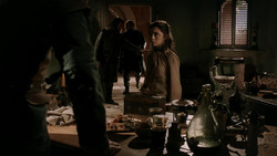 extant_GameOfThrones_1x05-TheWolfAndTheLion_2811