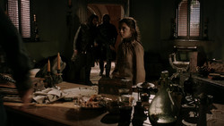 extant_GameOfThrones_1x05-TheWolfAndTheLion_2812