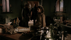 extant_GameOfThrones_1x05-TheWolfAndTheLion_2813