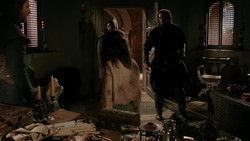 extant_GameOfThrones_1x05-TheWolfAndTheLion_2817