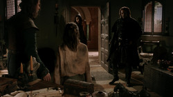 extant_GameOfThrones_1x05-TheWolfAndTheLion_2818