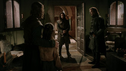 extant_GameOfThrones_1x05-TheWolfAndTheLion_2896