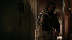 extant_GameOfThrones_1x05-TheWolfAndTheLion_2921