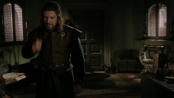 extant_GameOfThrones_1x05-TheWolfAndTheLion_2957