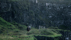 extant_GameOfThrones_1x05-TheWolfAndTheLion_2983