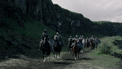 extant_GameOfThrones_1x05-TheWolfAndTheLion_2994