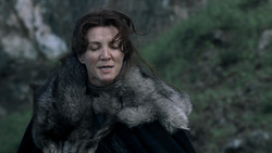 extant_GameOfThrones_1x05-TheWolfAndTheLion_3039