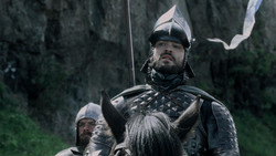 extant_GameOfThrones_1x05-TheWolfAndTheLion_3053