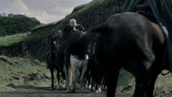 extant_GameOfThrones_1x05-TheWolfAndTheLion_3062
