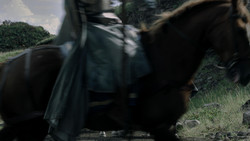 extant_GameOfThrones_1x05-TheWolfAndTheLion_3066
