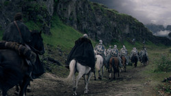 extant_GameOfThrones_1x05-TheWolfAndTheLion_3090