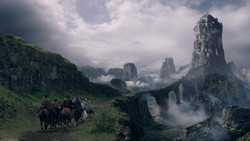 extant_GameOfThrones_1x05-TheWolfAndTheLion_3103