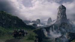 extant_GameOfThrones_1x05-TheWolfAndTheLion_3104