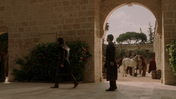 extant_GameOfThrones_1x05-TheWolfAndTheLion_3126