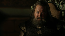 extant_GameOfThrones_1x05-TheWolfAndTheLion_3178