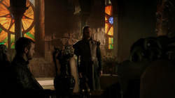 extant_GameOfThrones_1x05-TheWolfAndTheLion_3183