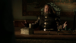 extant_GameOfThrones_1x05-TheWolfAndTheLion_3280