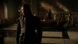 extant_GameOfThrones_1x05-TheWolfAndTheLion_3530