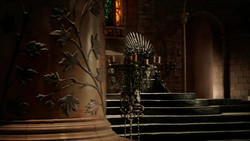 extant_GameOfThrones_1x05-TheWolfAndTheLion_3543
