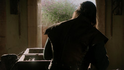 extant_GameOfThrones_1x05-TheWolfAndTheLion_3562