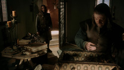 extant_GameOfThrones_1x05-TheWolfAndTheLion_3565