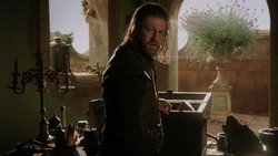 extant_GameOfThrones_1x05-TheWolfAndTheLion_3576