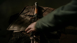extant_GameOfThrones_1x05-TheWolfAndTheLion_3632