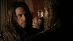 extant_GameOfThrones_1x05-TheWolfAndTheLion_3637