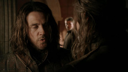 extant_GameOfThrones_1x05-TheWolfAndTheLion_3642