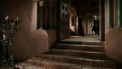 extant_GameOfThrones_1x05-TheWolfAndTheLion_3651