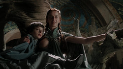 extant_GameOfThrones_1x05-TheWolfAndTheLion_3695