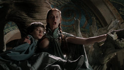 extant_GameOfThrones_1x05-TheWolfAndTheLion_3696