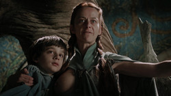 extant_GameOfThrones_1x05-TheWolfAndTheLion_3705