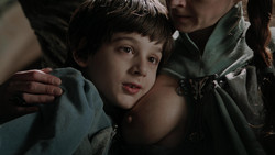 extant_GameOfThrones_1x05-TheWolfAndTheLion_3749