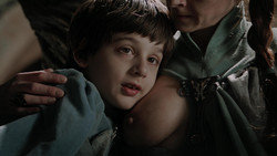 extant_GameOfThrones_1x05-TheWolfAndTheLion_3752