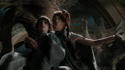 extant_GameOfThrones_1x05-TheWolfAndTheLion_3817