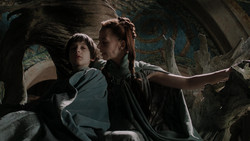 extant_GameOfThrones_1x05-TheWolfAndTheLion_3818