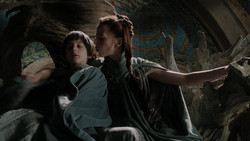 extant_GameOfThrones_1x05-TheWolfAndTheLion_3819