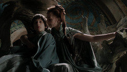 extant_GameOfThrones_1x05-TheWolfAndTheLion_3820