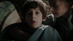 extant_GameOfThrones_1x05-TheWolfAndTheLion_3831