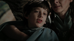 extant_GameOfThrones_1x05-TheWolfAndTheLion_3834